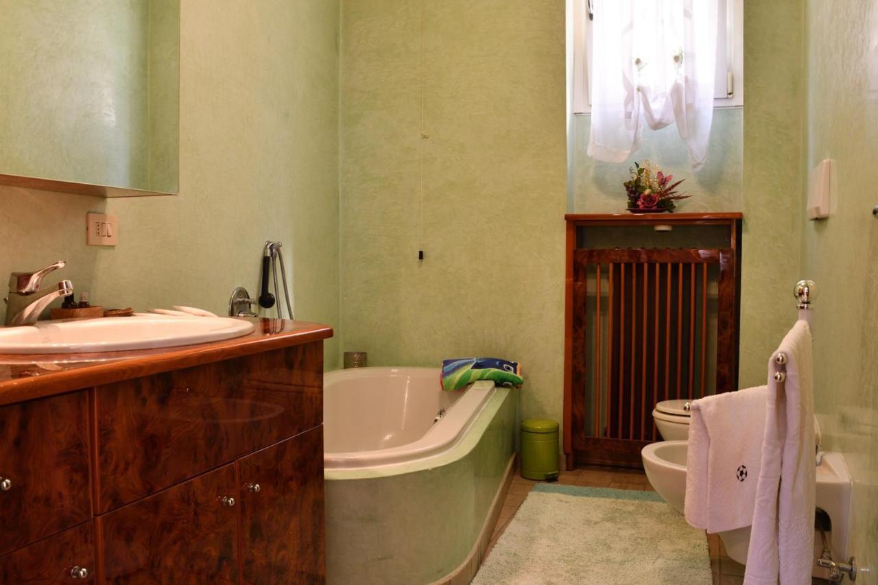 Gera Villa Apartment Argegno Bagian luar foto